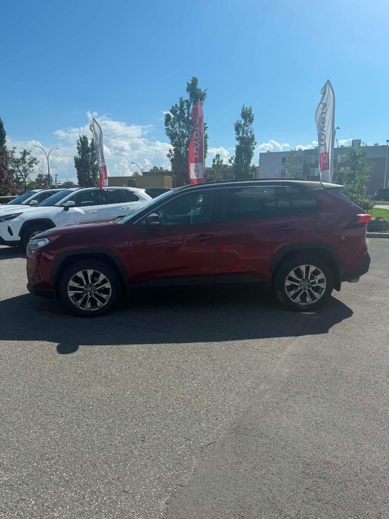 2021 Toyota RAV4 XLE PREMIUM AWD