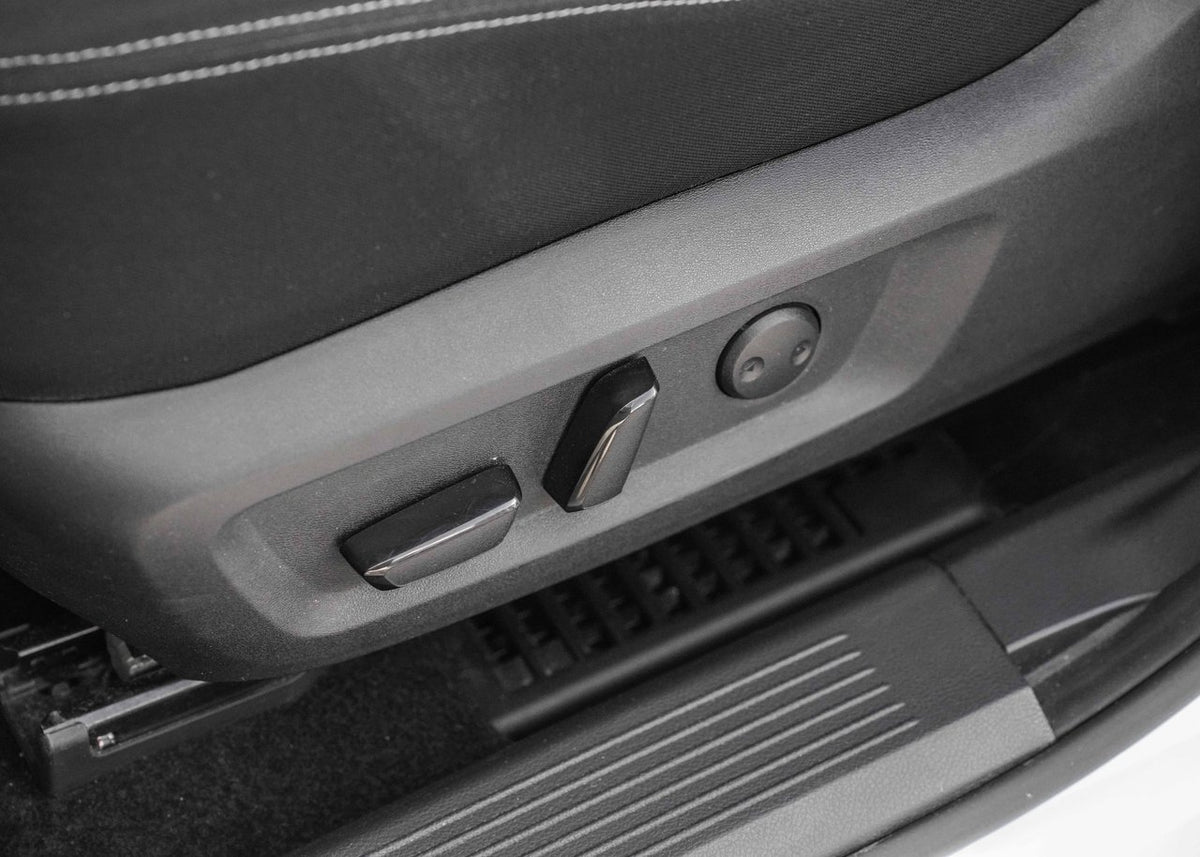 2024 Nissan Rogue SV Moonroof