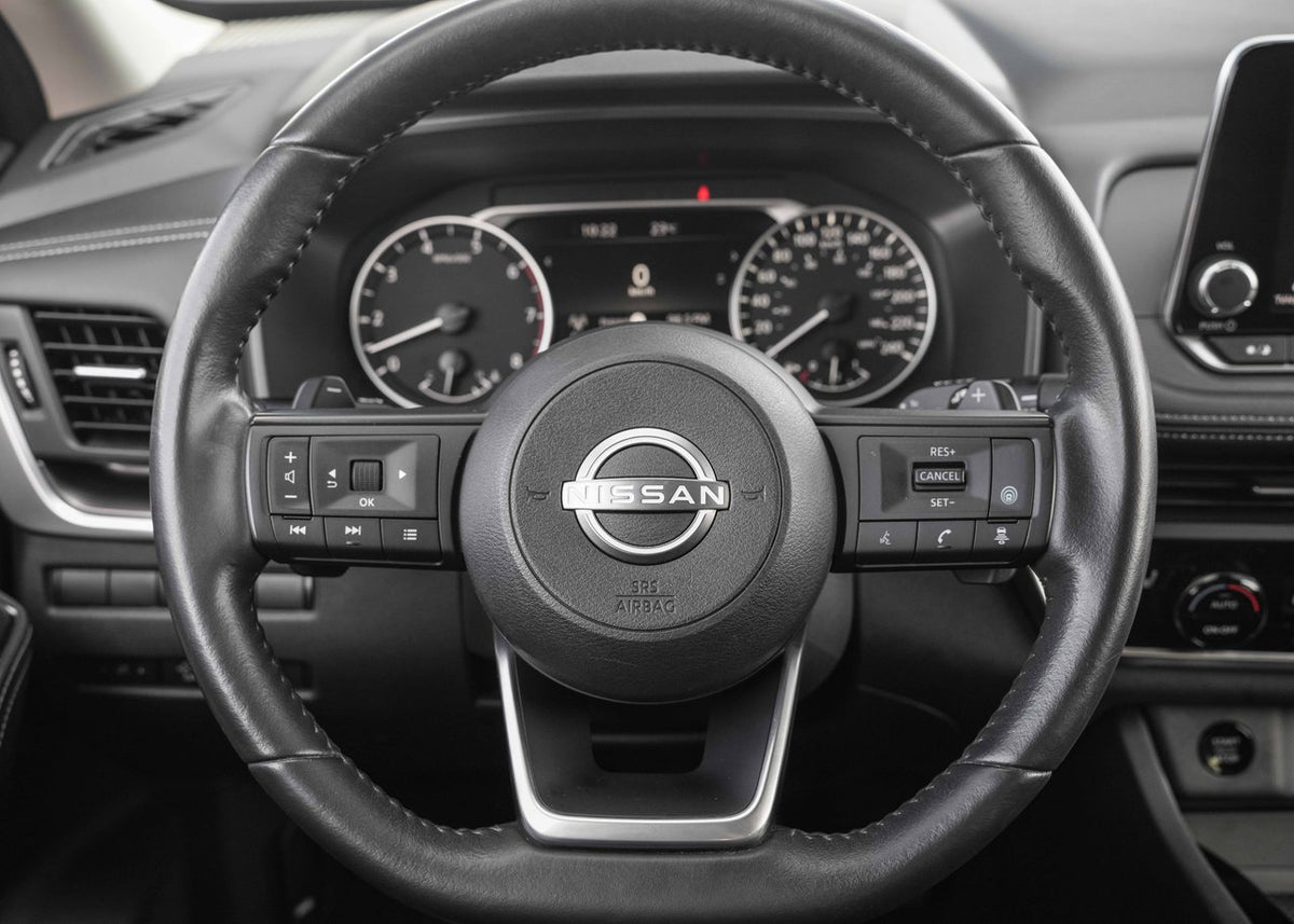 2024 Nissan Rogue SV Moonroof