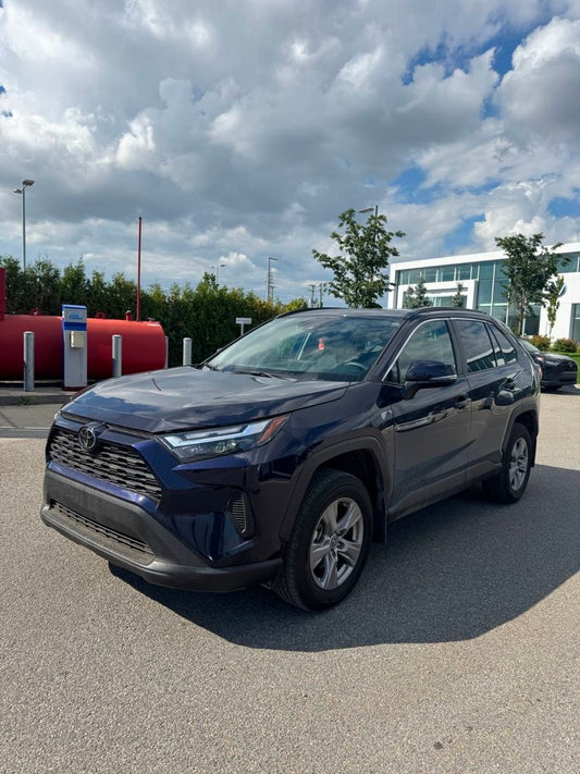 2025 Toyota RAV4 XLE AWD