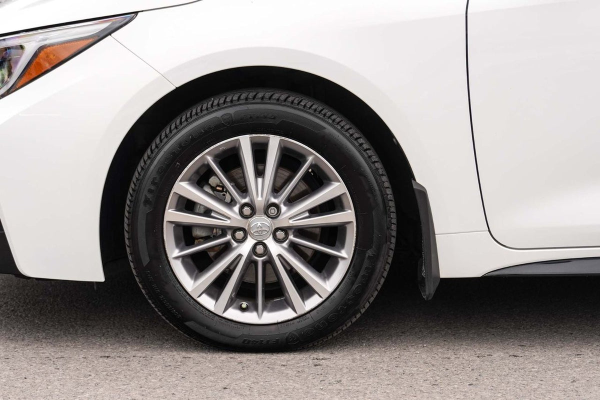 2024 Toyota Corolla Hybrid SE AWD BAS KM TOIT CARPLAY BLUETOOTH