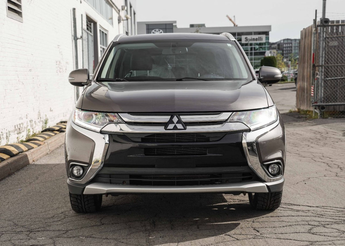 2016 Mitsubishi Outlander ES AWD