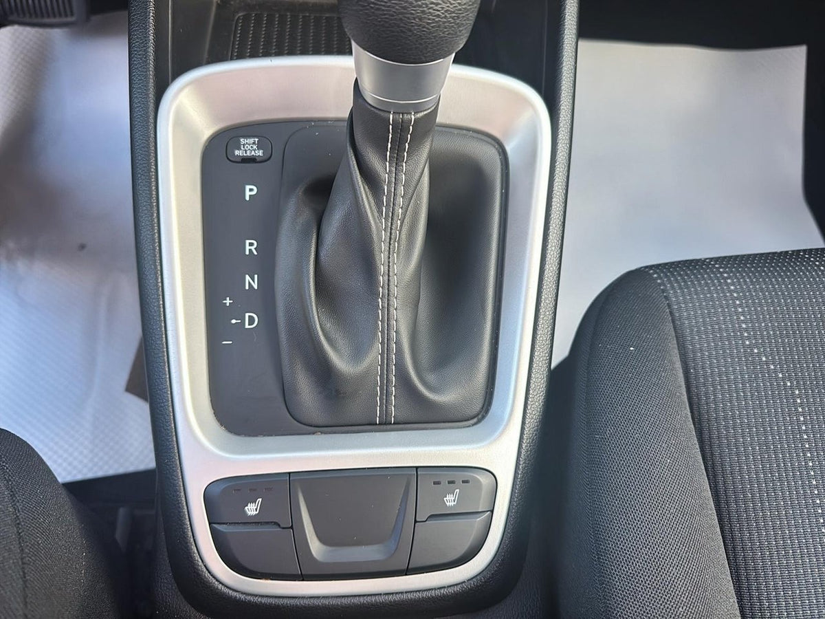 2025 Hyundai Venue Essential