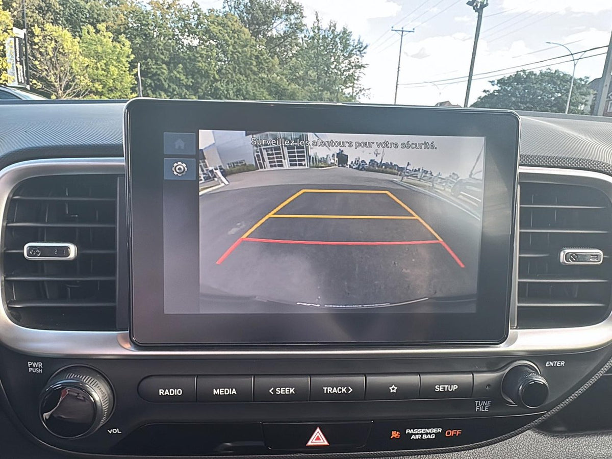 2025 Hyundai Venue Essential