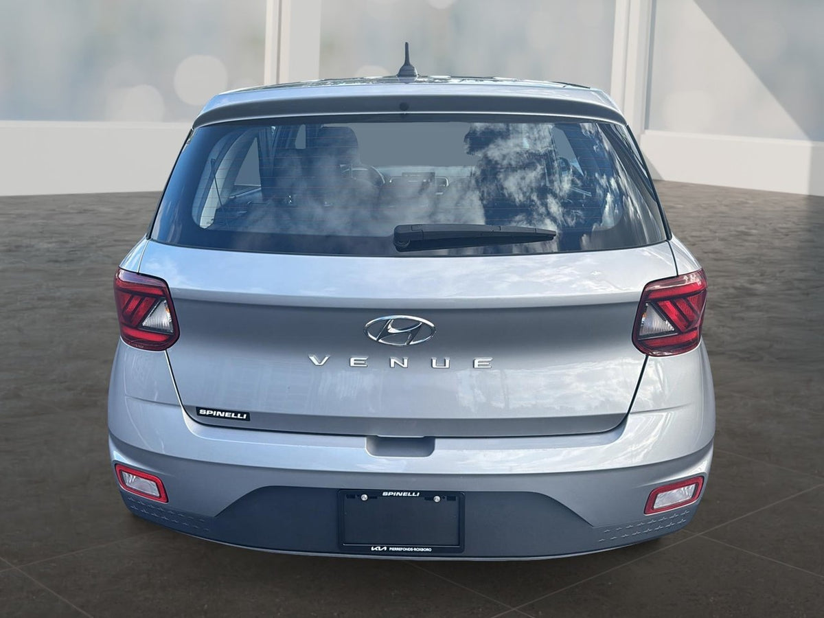 2025 Hyundai Venue Essential