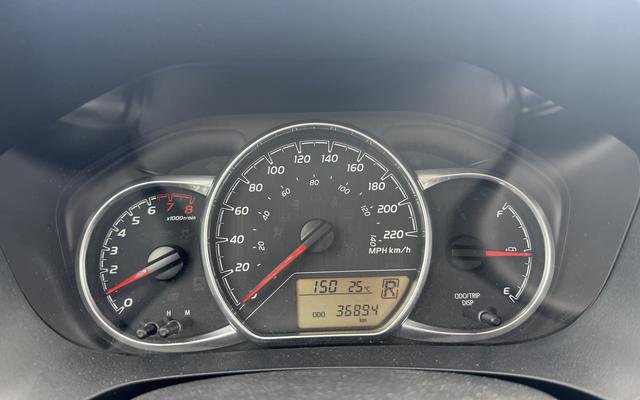 2018 Toyota Yaris Hatchback LE