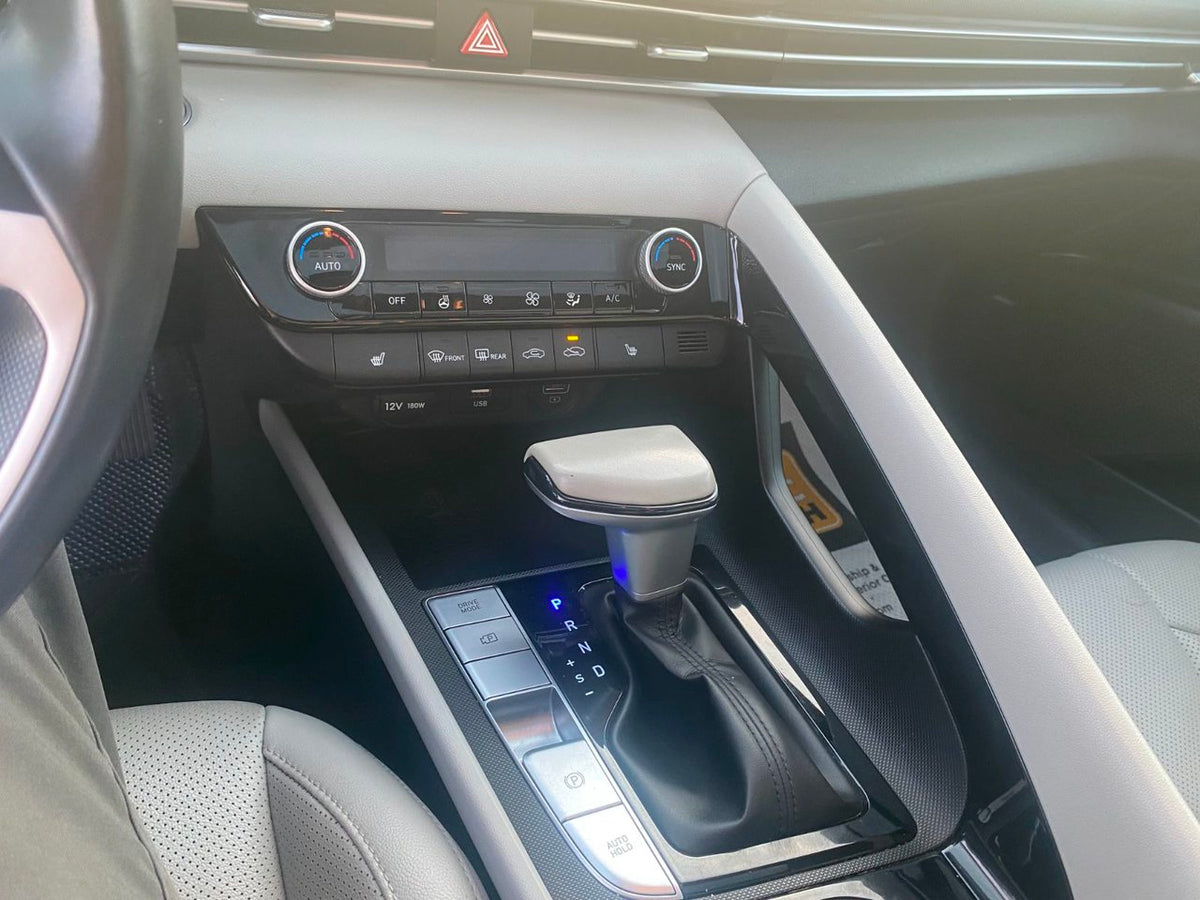 2022 Hyundai Elantra Ultimate