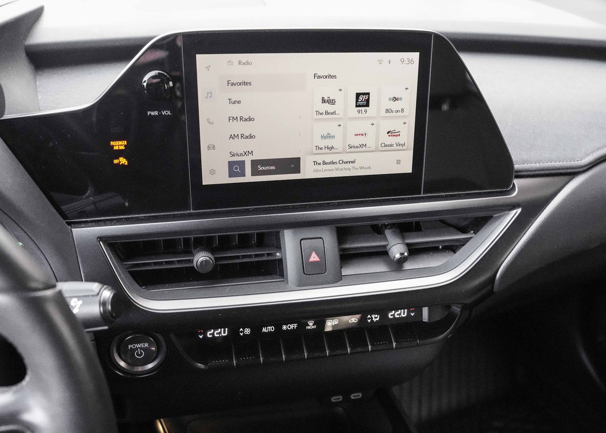 2023 Lexus UX 250h **PREMIUM HYBRIDE AWD**