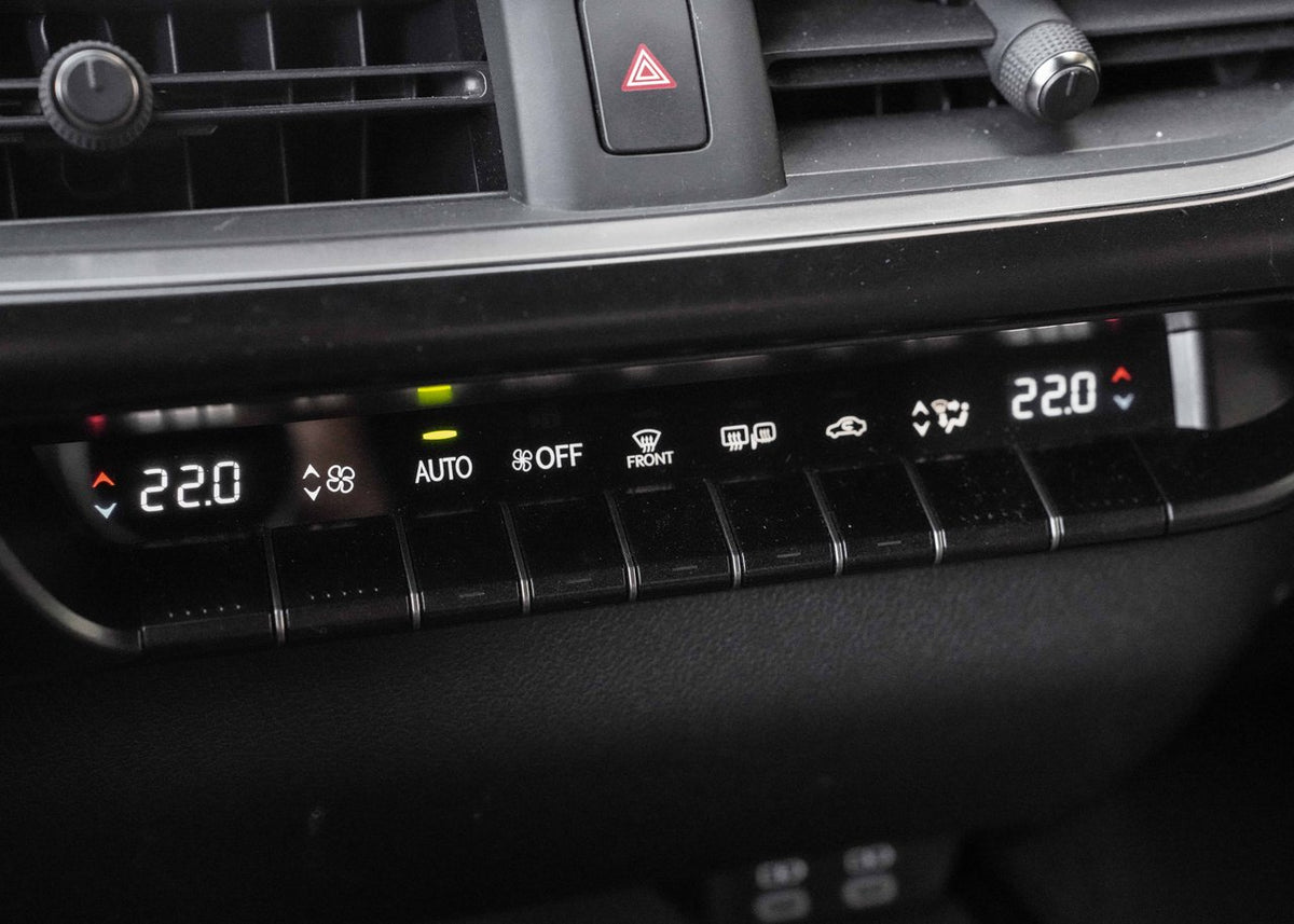 2023 Lexus UX 250h **PREMIUM HYBRIDE AWD**