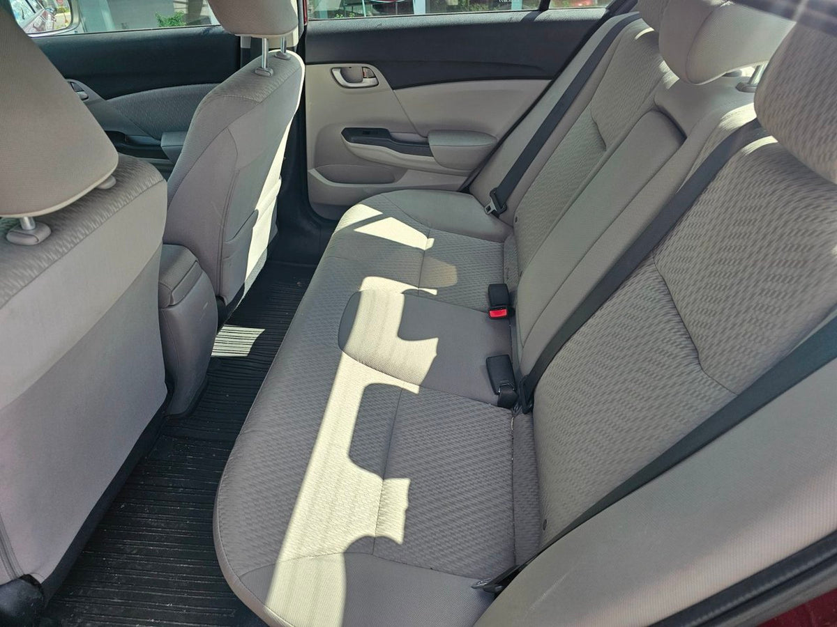 2014 Honda Civic Sedan LX MANUELLE; A/C GRP ELECTIQUE SIEGES CHAUFFANT
