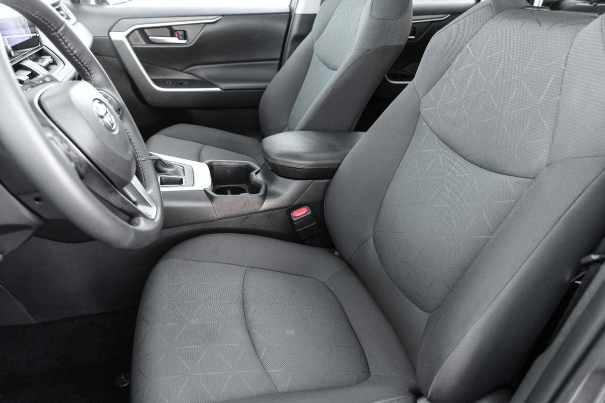 2024 Toyota RAV4 XLE AWD