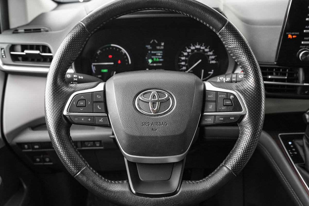 2021 Toyota Sienna XLE FWD
