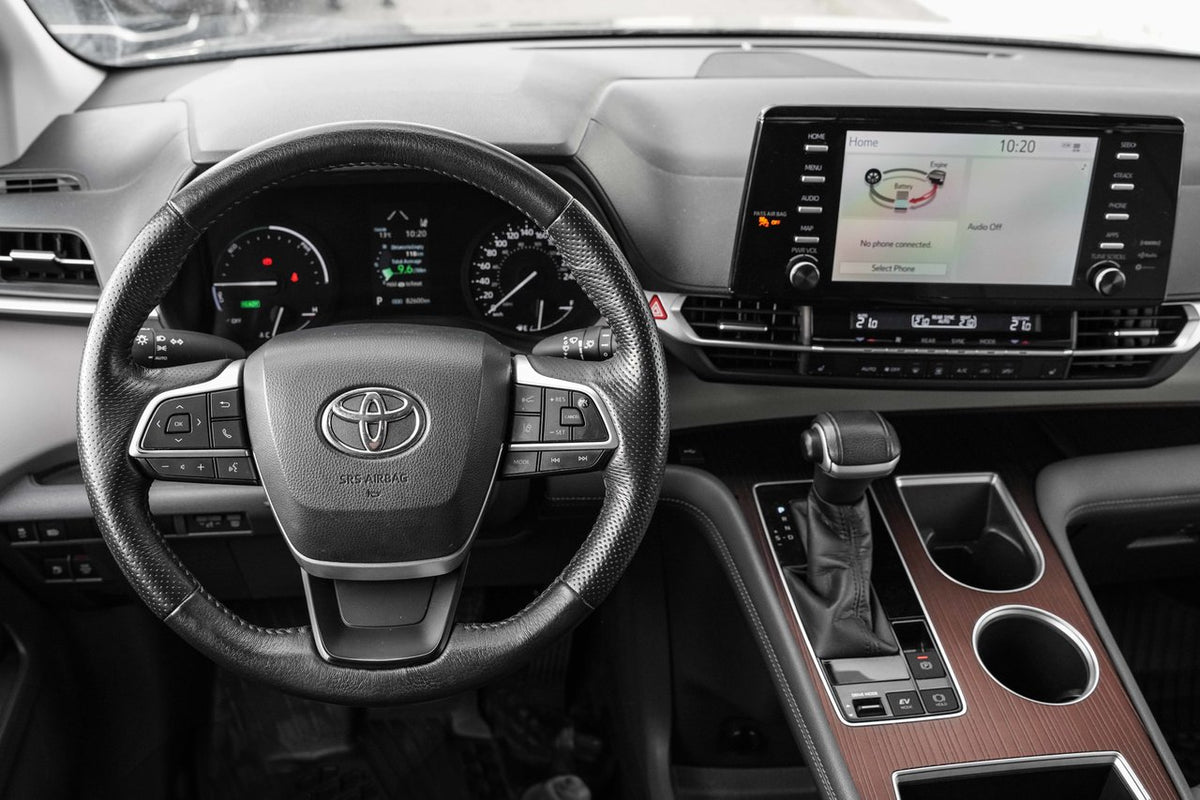 2021 Toyota Sienna XLE FWD