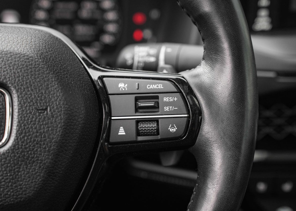 2023 Honda Accord Hybrid TOURING; CUIR TOIT NAV AUDIO MAGS *BAS/LOW KM*