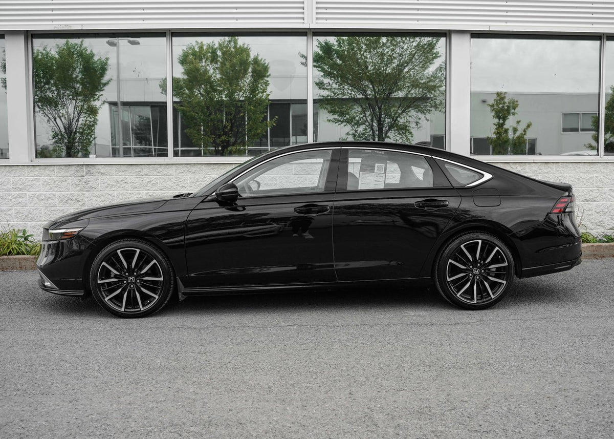 2023 Honda Accord Hybrid TOURING; CUIR TOIT NAV AUDIO MAGS *BAS/LOW KM*
