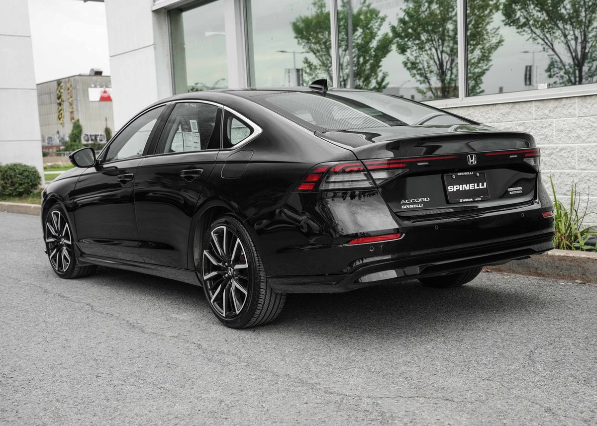2023 Honda Accord Hybrid TOURING; CUIR TOIT NAV AUDIO MAGS *BAS/LOW KM*