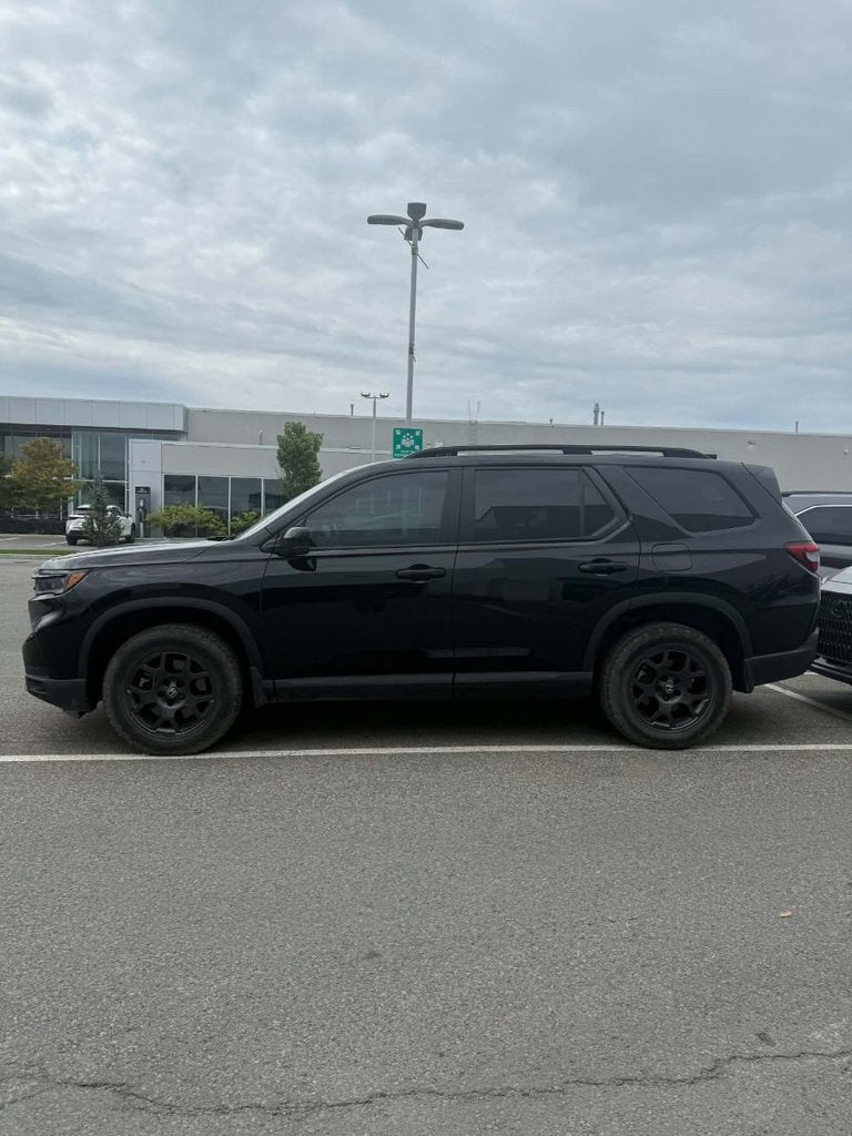 2023 Honda Pilot TrailSport