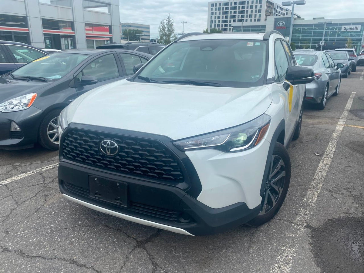 2025 Toyota Corolla Cross LE AWD UPGRADE