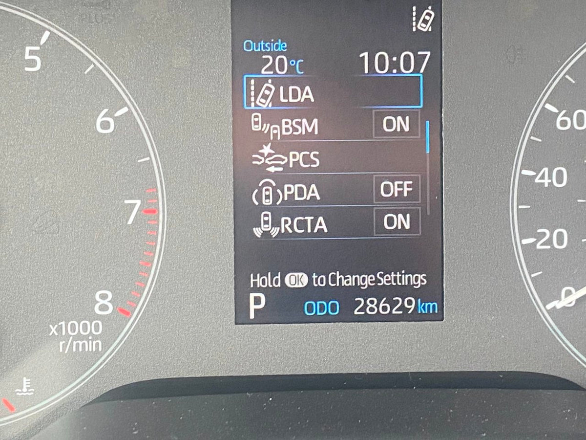 2025 Toyota Corolla Cross LE AWD