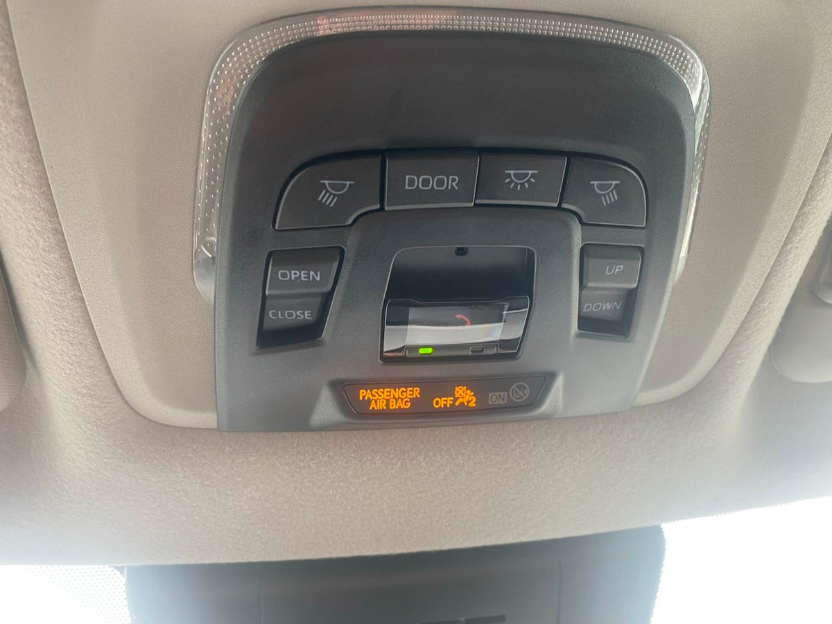 2025 Toyota Corolla Cross LE AWD