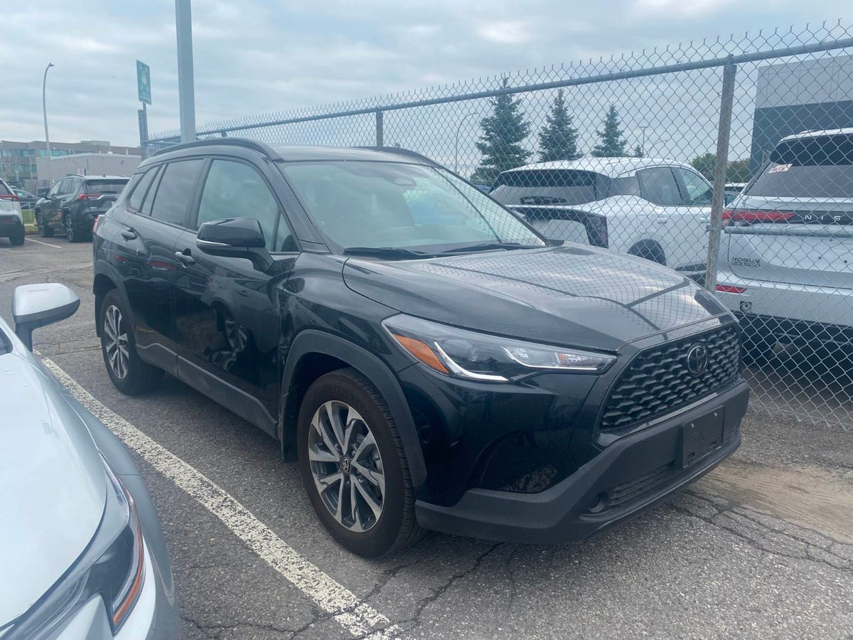 2025 Toyota Corolla Cross LE AWD