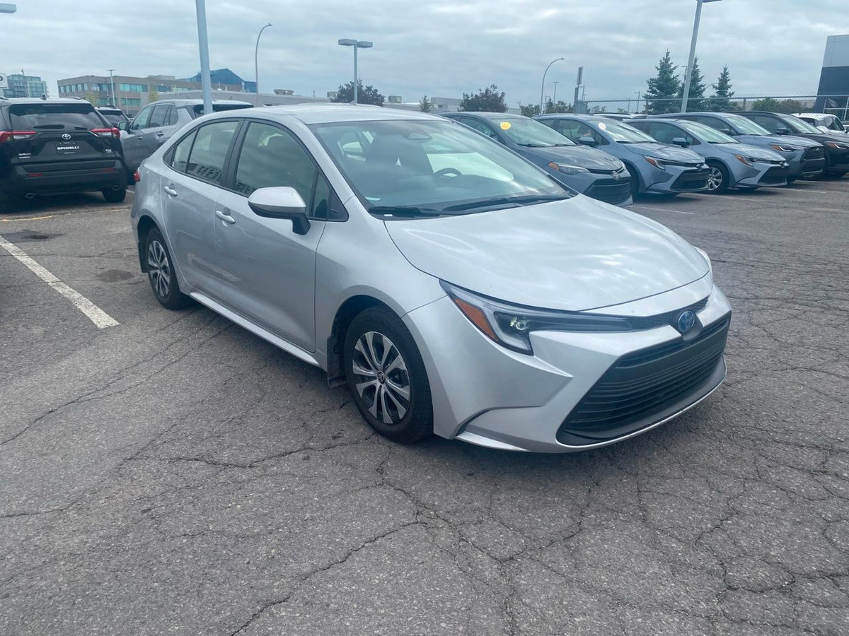 2025 Toyota Corolla Hybrid LE