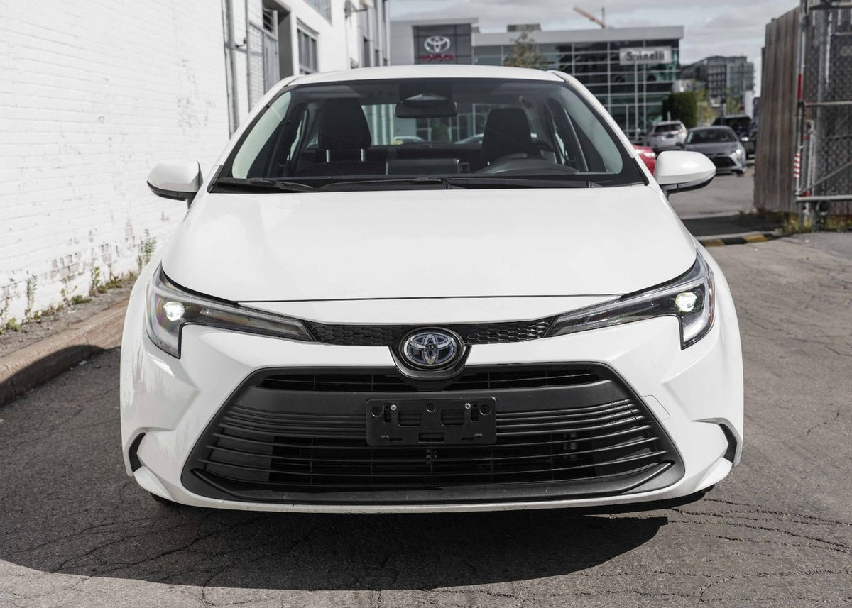 2025 Toyota Corolla Hybrid LE