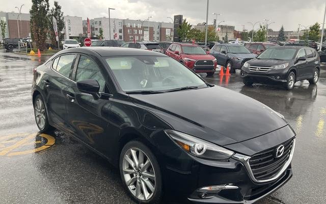 2017 Mazda Mazda3 GT; TOIT CAMERA SIEGE+VOLANT CHAUFFANT*BAS/LOW KM*