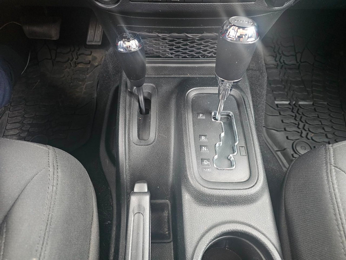 2017 Jeep Wrangler WILLYS 4WD; AUTOMATIQUE A/C TOIT DUR CRUISE AUDIO