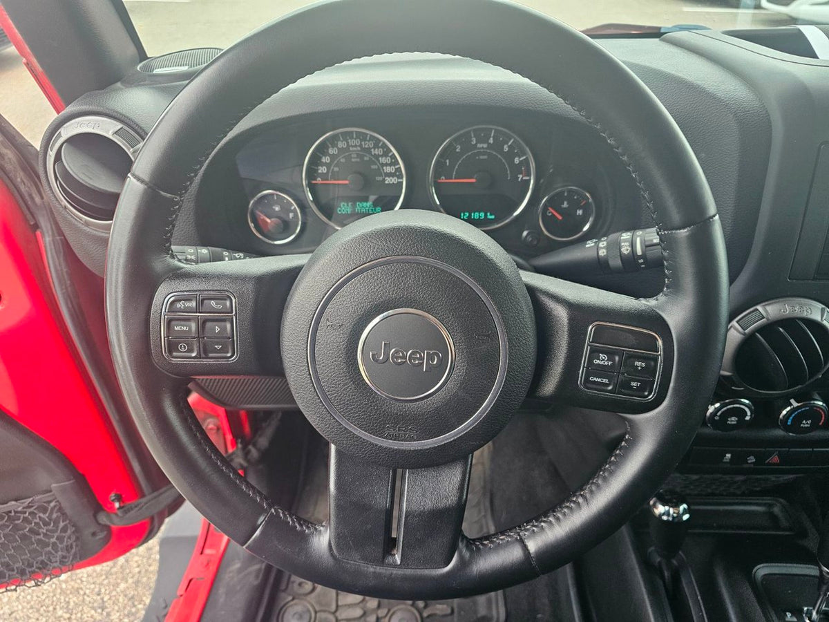 2017 Jeep Wrangler WILLYS 4WD; AUTOMATIQUE A/C TOIT DUR CRUISE AUDIO