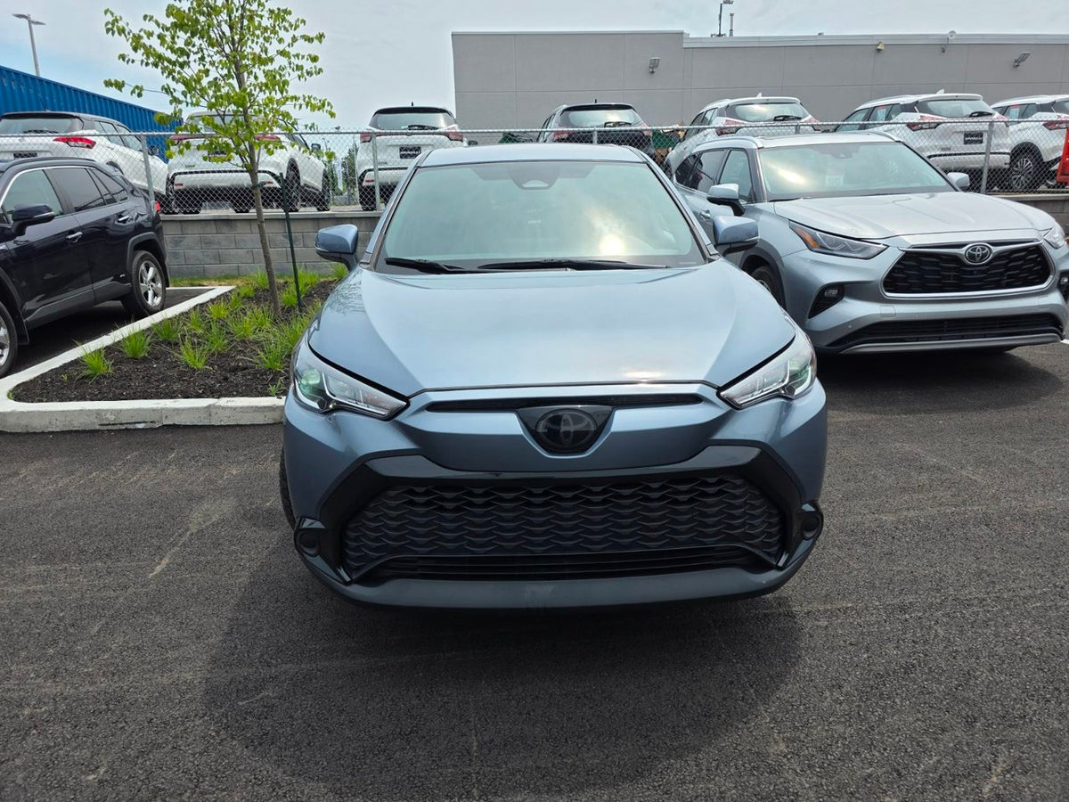 2023 Toyota Corolla Cross SE HYBRIDE