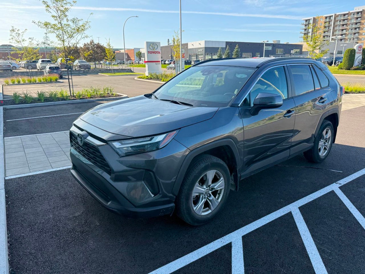 2023 Toyota RAV4 XLE AWD