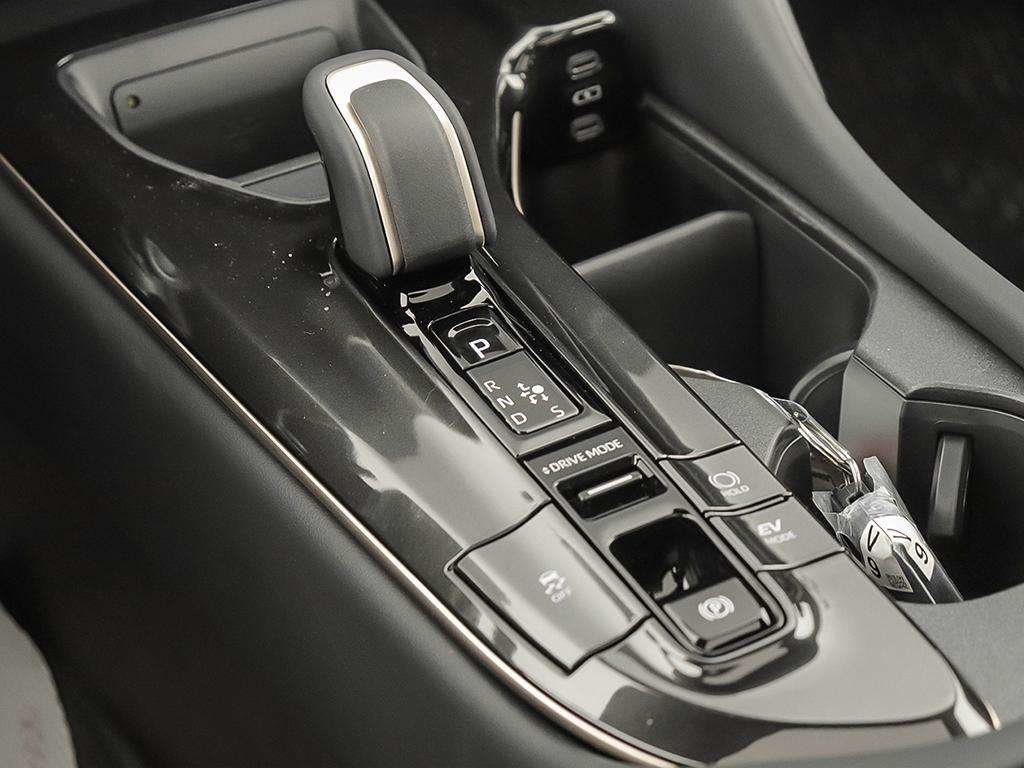 2026 Toyota Crown Signia Limited