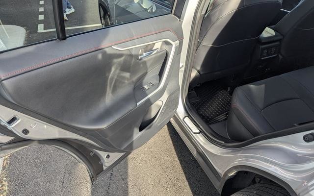 2025 Toyota RAV4 Plug-In Hybrid XSE TECH PACK