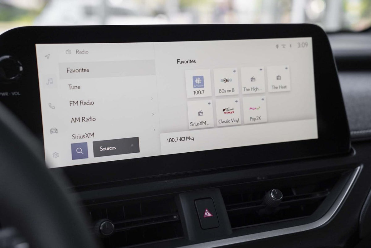 2026 Lexus UX UX 300h, AWD LUXURY