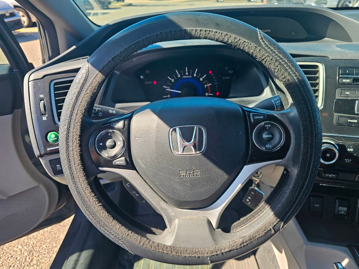 2013 Honda Civic Sdn LX AUTO; A/C SIEGES CHAUFFANT CRUISE BLUETOOTH