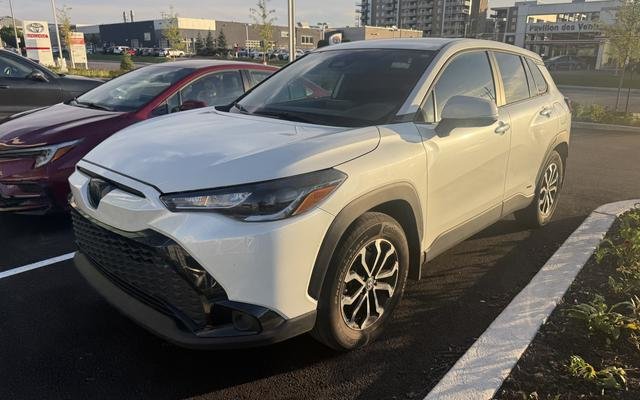 2023 Toyota Corolla Cross SE AWD Hybrid