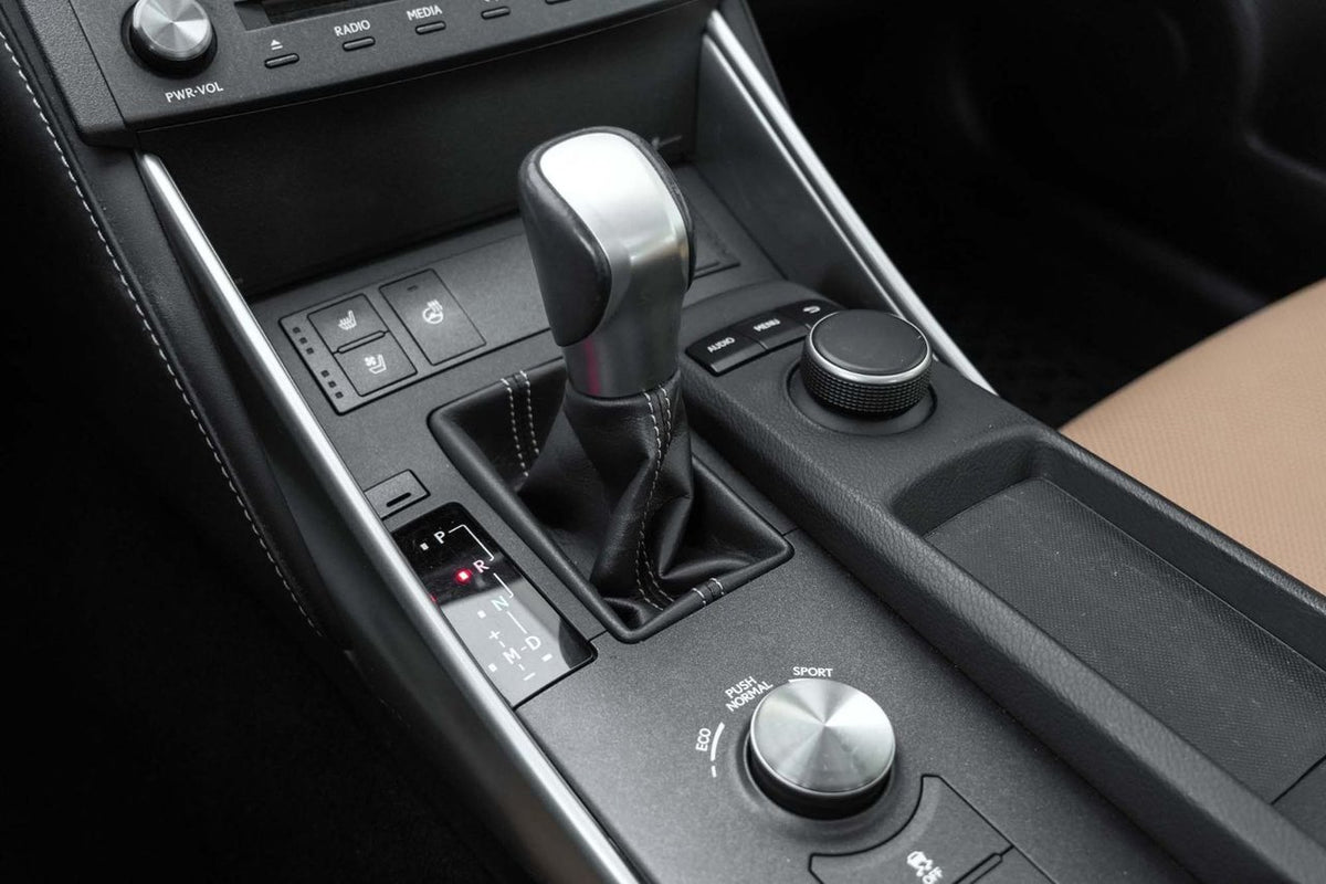 2016 Lexus IS 300 PREMIUM AWD BAS KM CUIR TOIT BLUETOOTH
