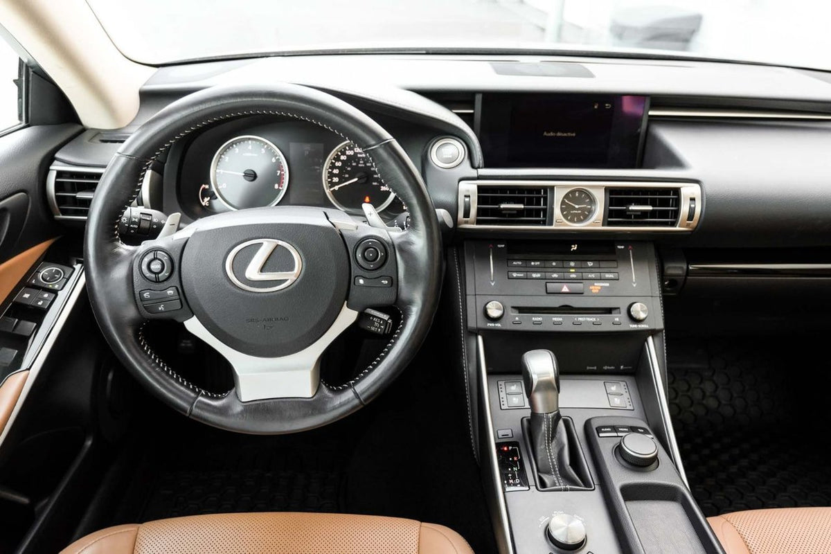 2016 Lexus IS 300 PREMIUM AWD BAS KM CUIR TOIT BLUETOOTH