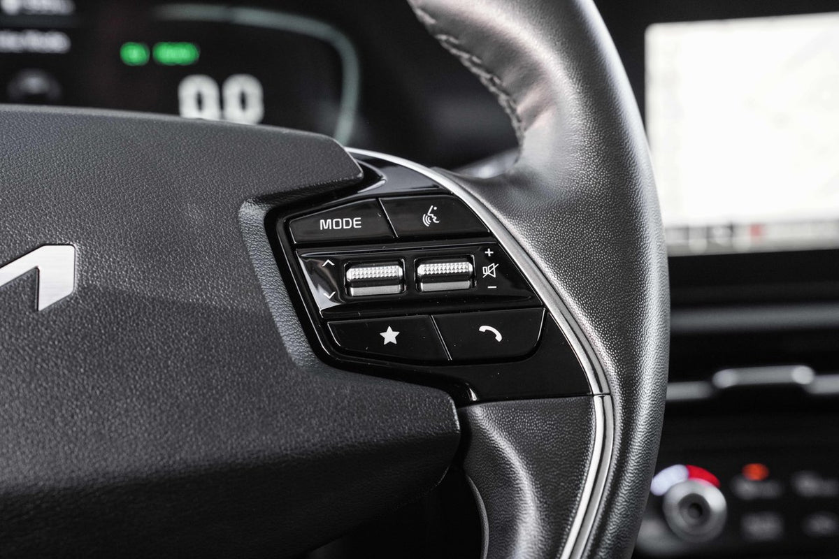 2023 Kia Niro EX