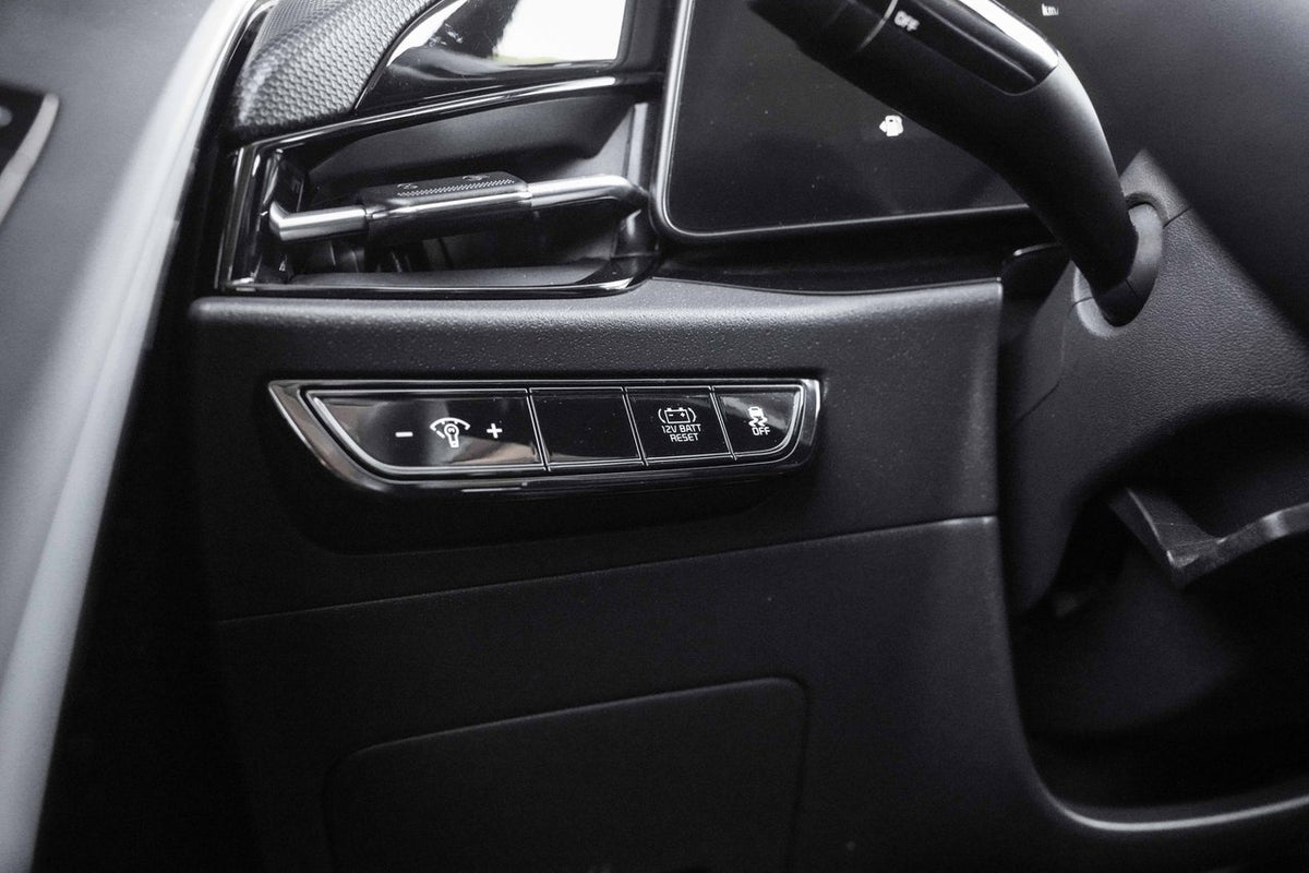 2023 Kia Niro EX