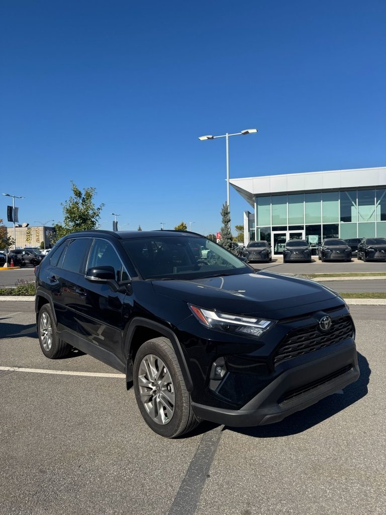 2022 Toyota RAV4 XLE PREMIUM
