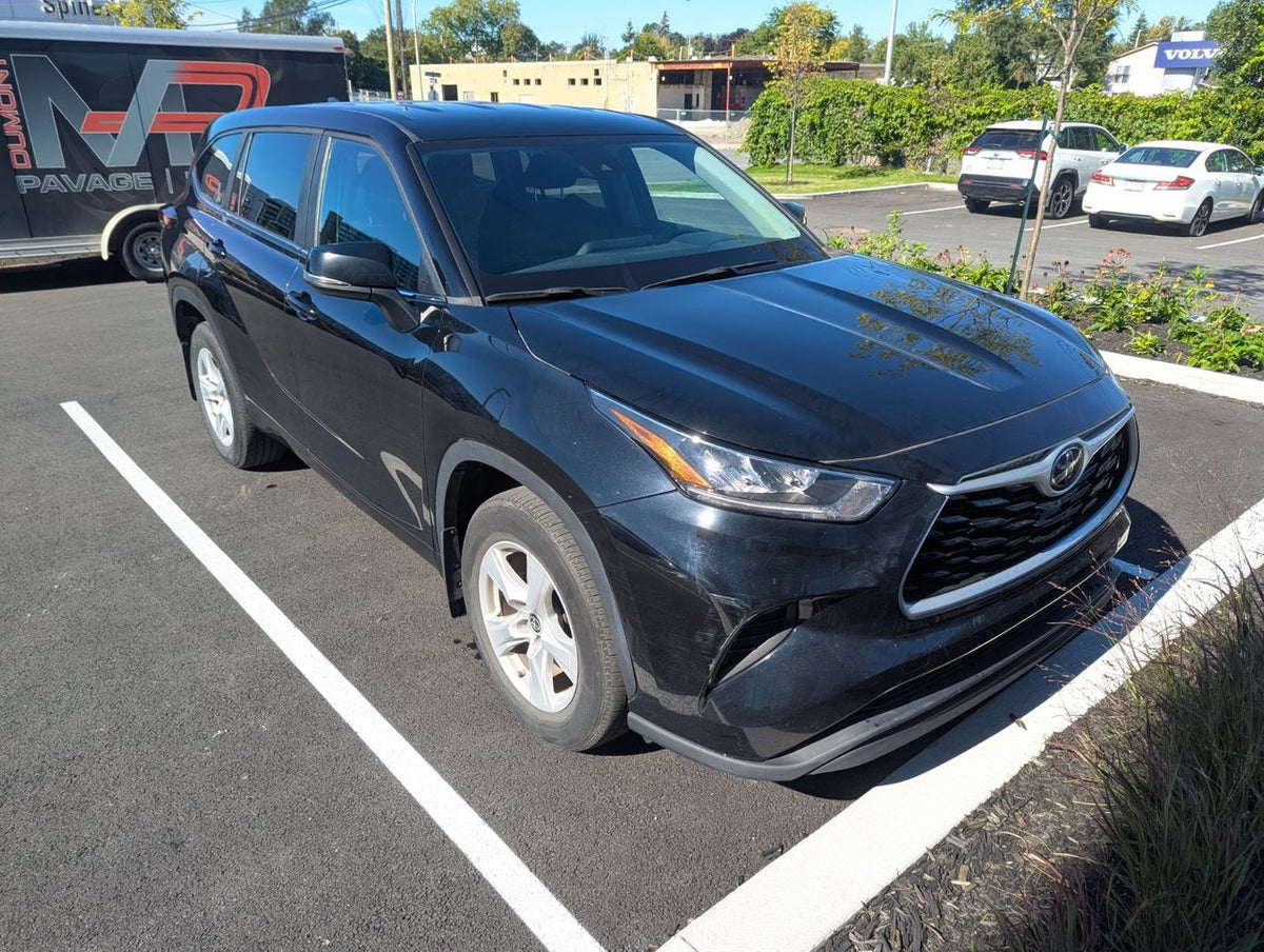 2023 Toyota Highlander LE AWD