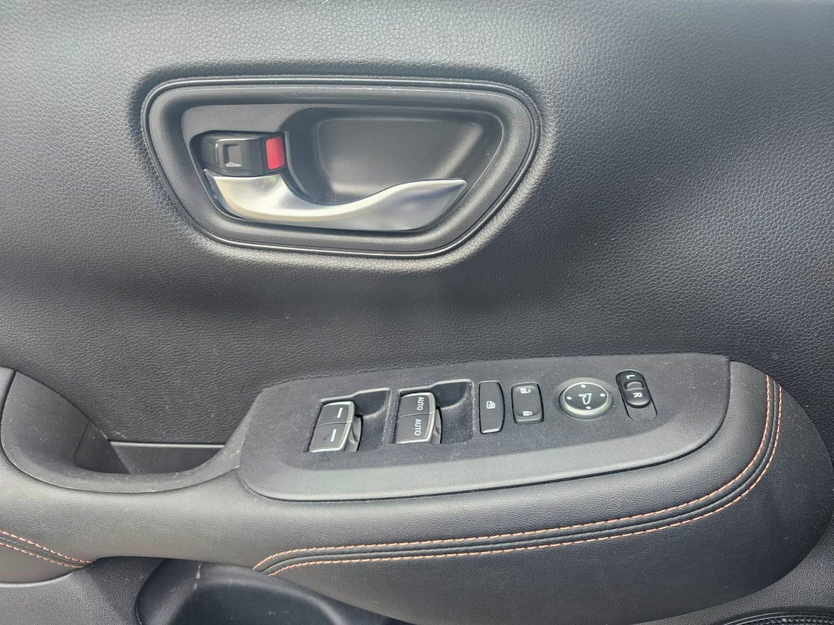 2025 Honda HR-V SPORT AWD: TOIT ANGLES MORT SIEGE+VOLANT CHAUFFANT