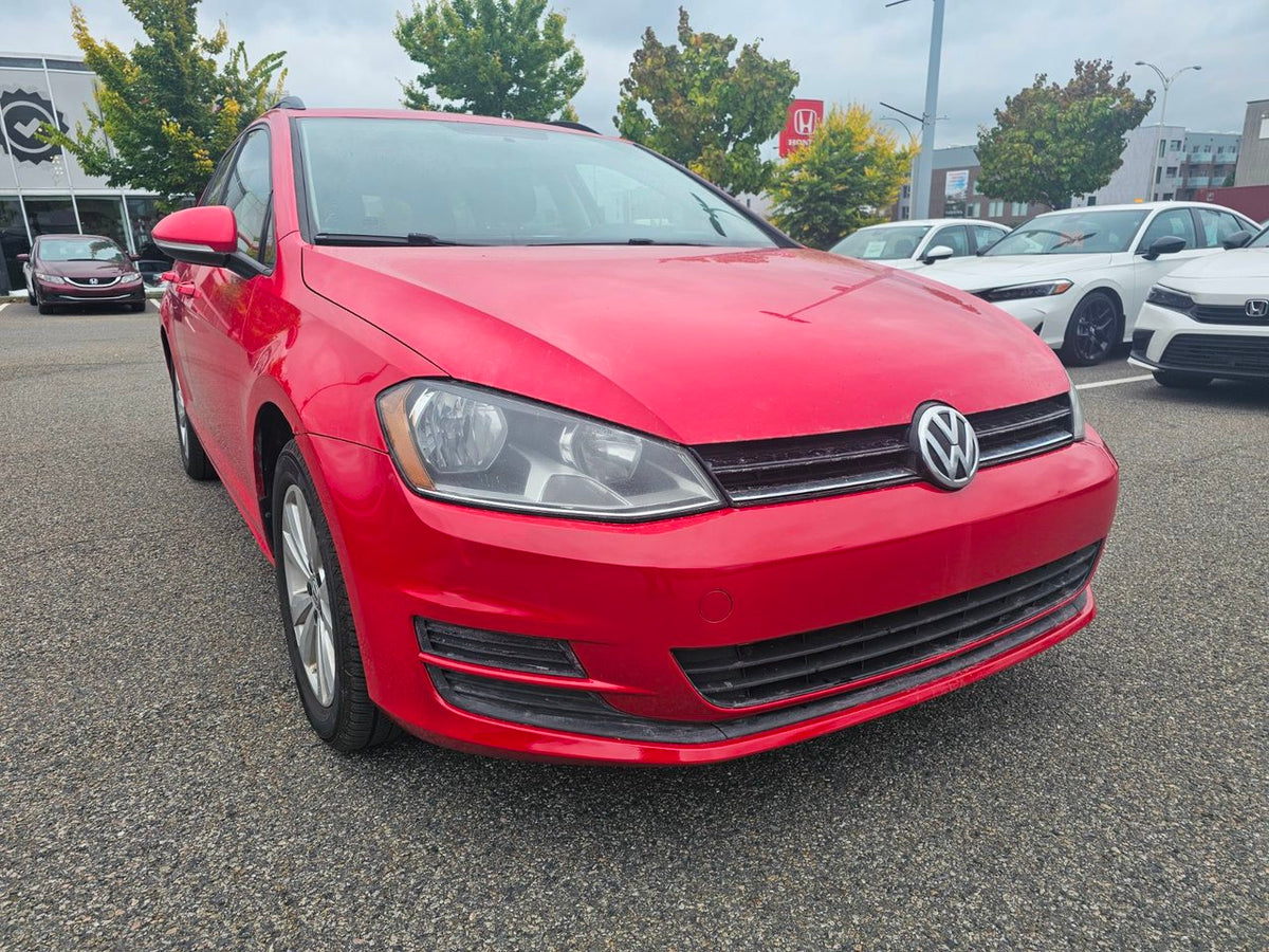 2017 Volkswagen Golf SportWagen TRENDLINE FWD; A/C CAMERA SIEGES CHAUFFANT MAGS