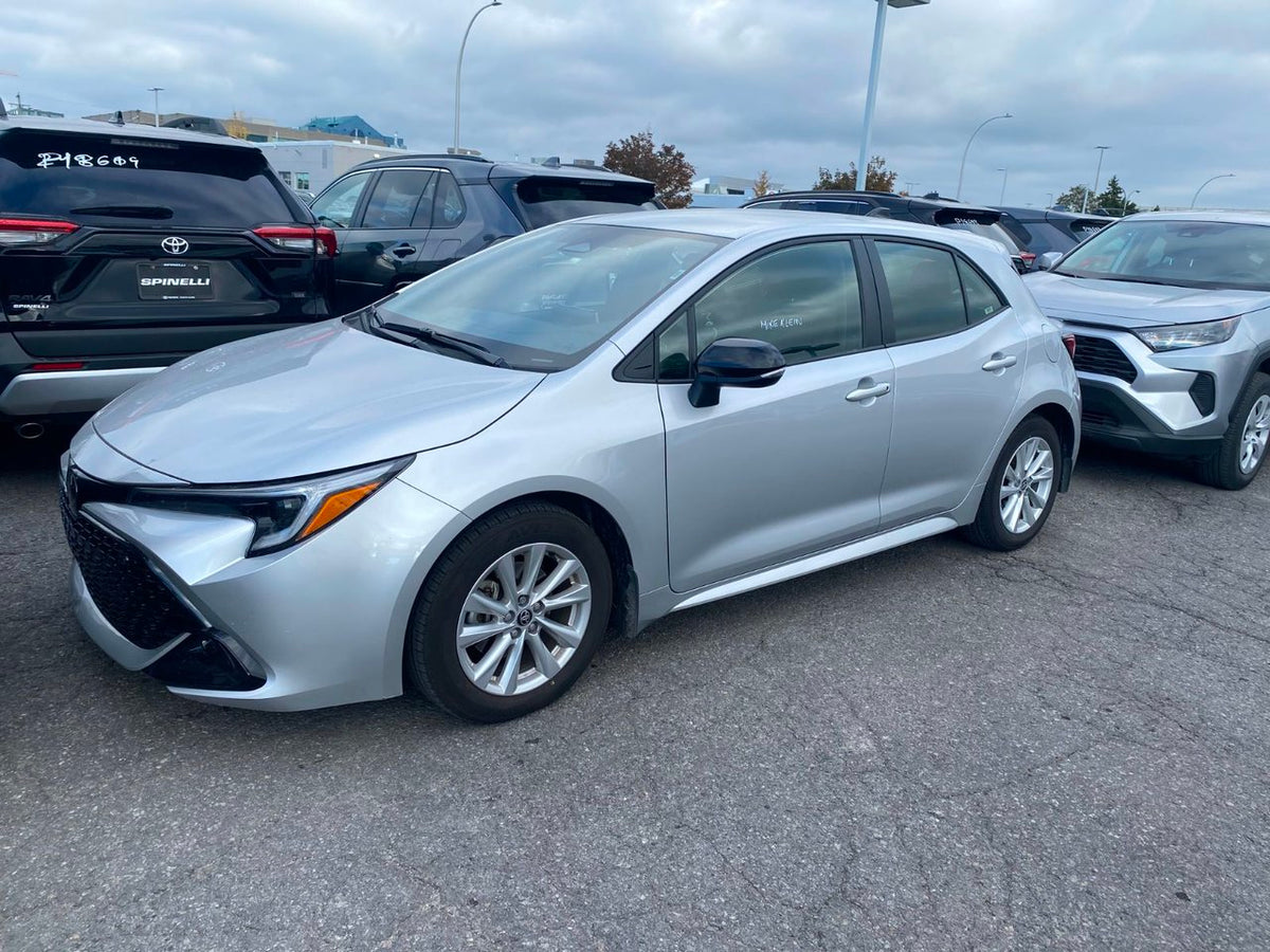 2026 Toyota Corolla Hatchback SE