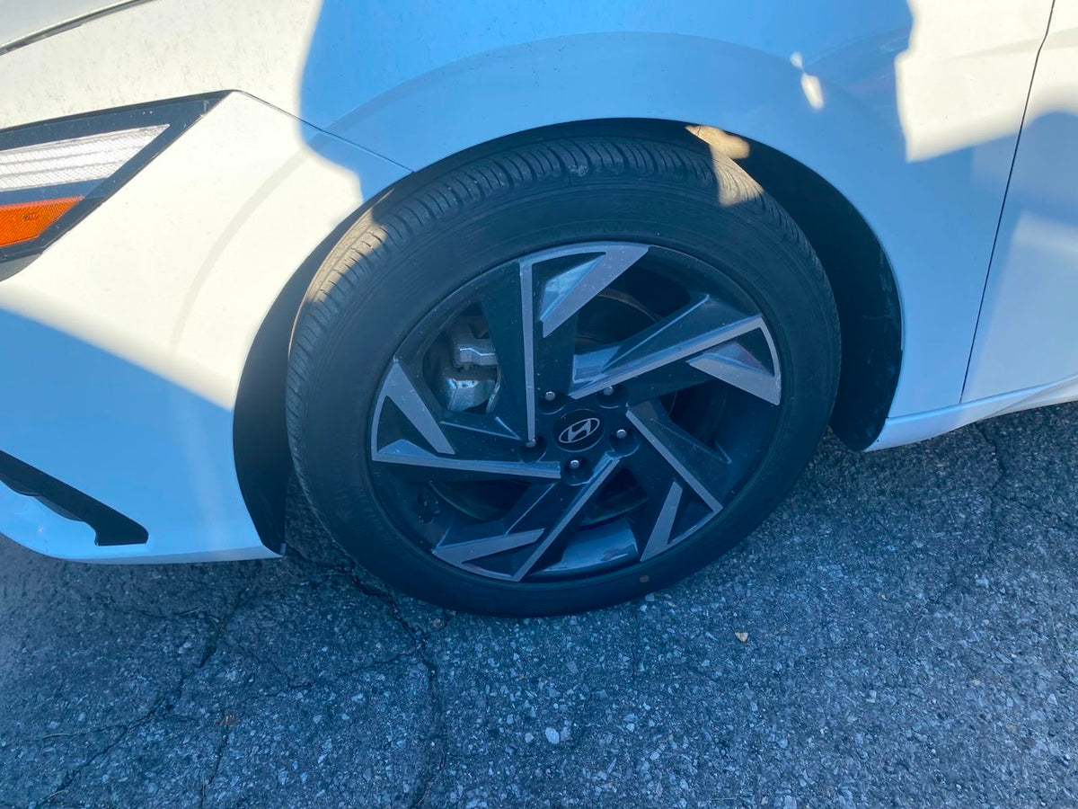 2025 Hyundai Elantra Preferred TEC PKG