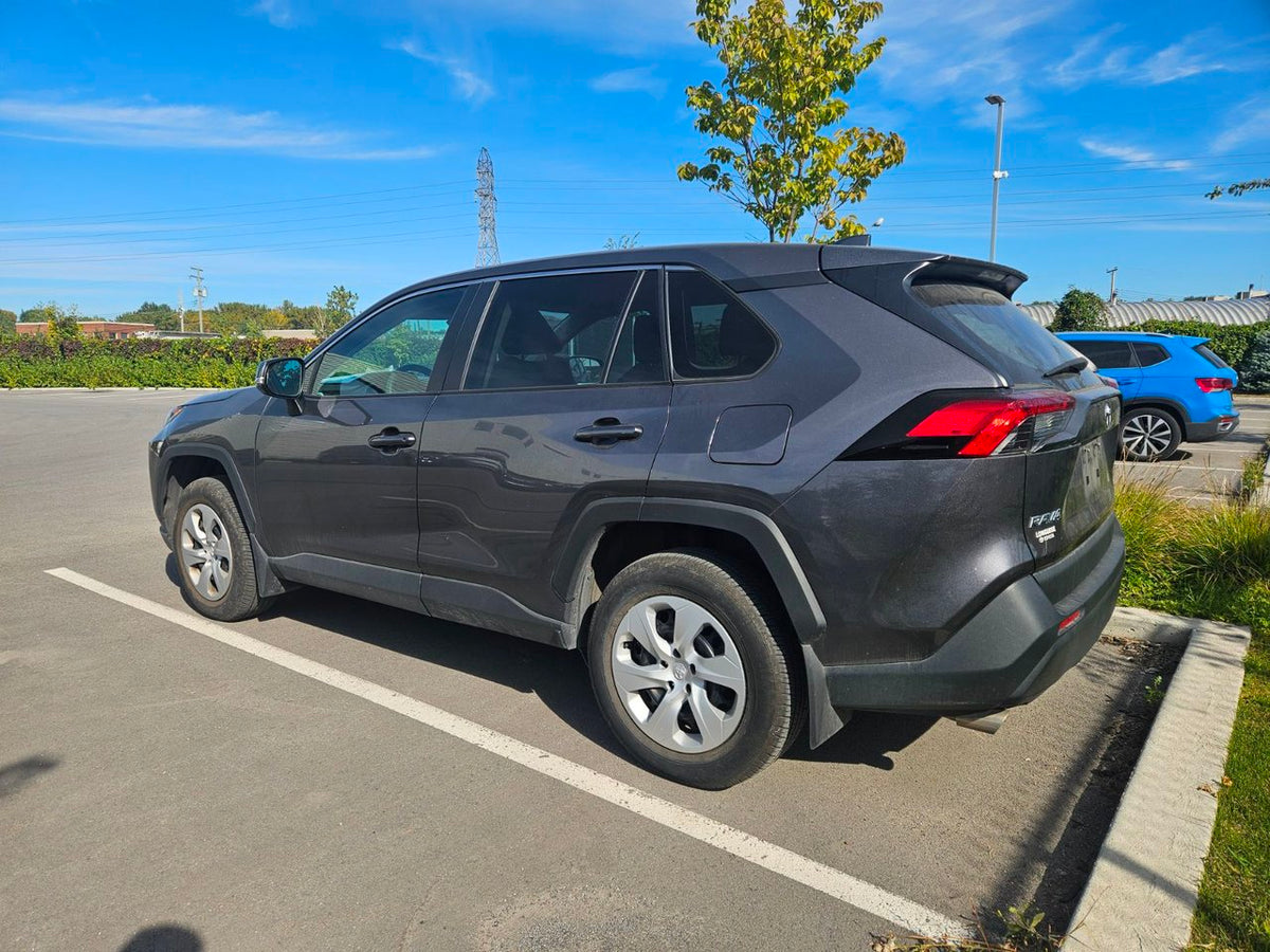 2024 Toyota RAV4 LE/ AWD/ 132$ PAR SEMAINE - 96 MOIS