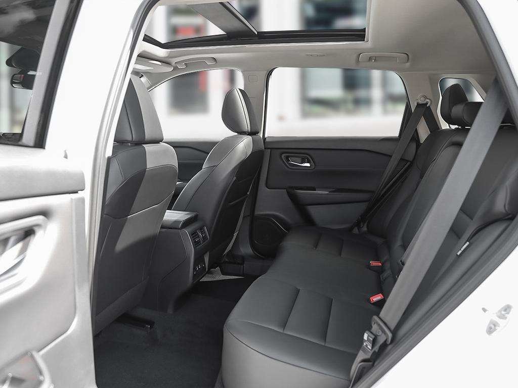 2026 Nissan Rogue AWD SV Dark Armor