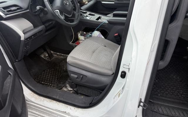 2021 Toyota Sienna LE FWD